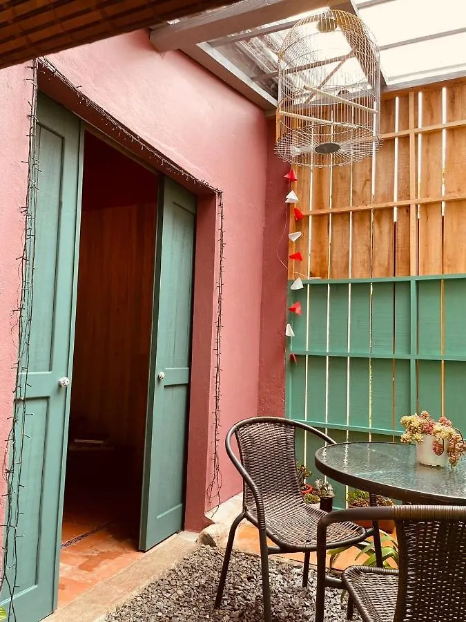 Casa De Campo - Hotel Desayuno Pizza Bar メデジン