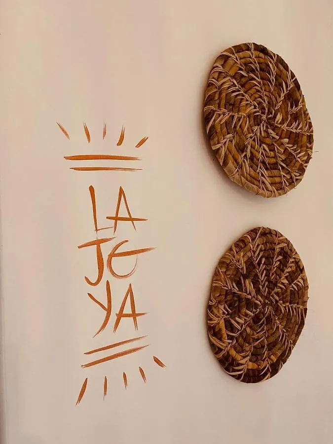 ميديلين Casa De Campo - Hotel Desayuno Pizza Bar