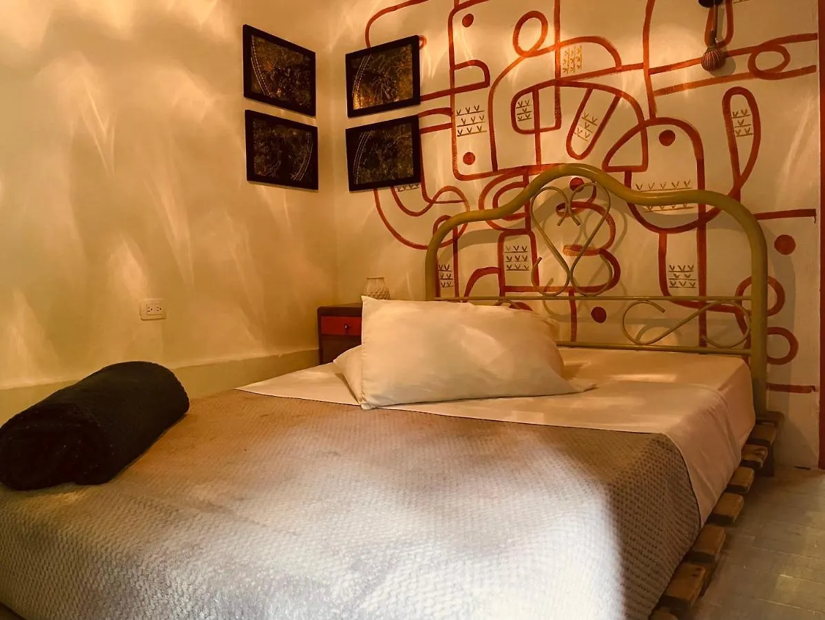 ميديلين Casa De Campo - Hotel Desayuno Pizza Bar 0*,  كولومبيا